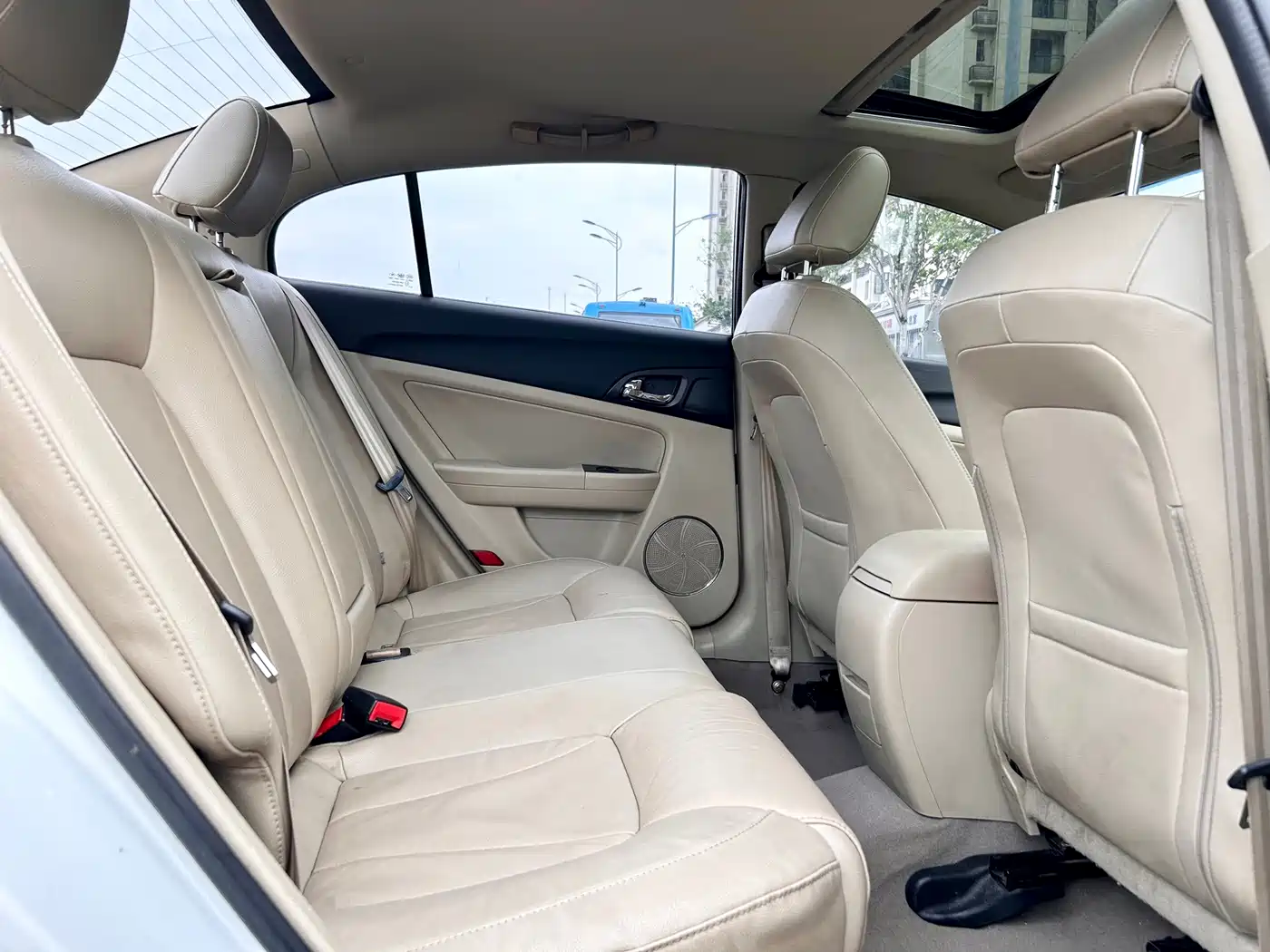 Besturn B50 2014 2013 1.8L Automatic Premium