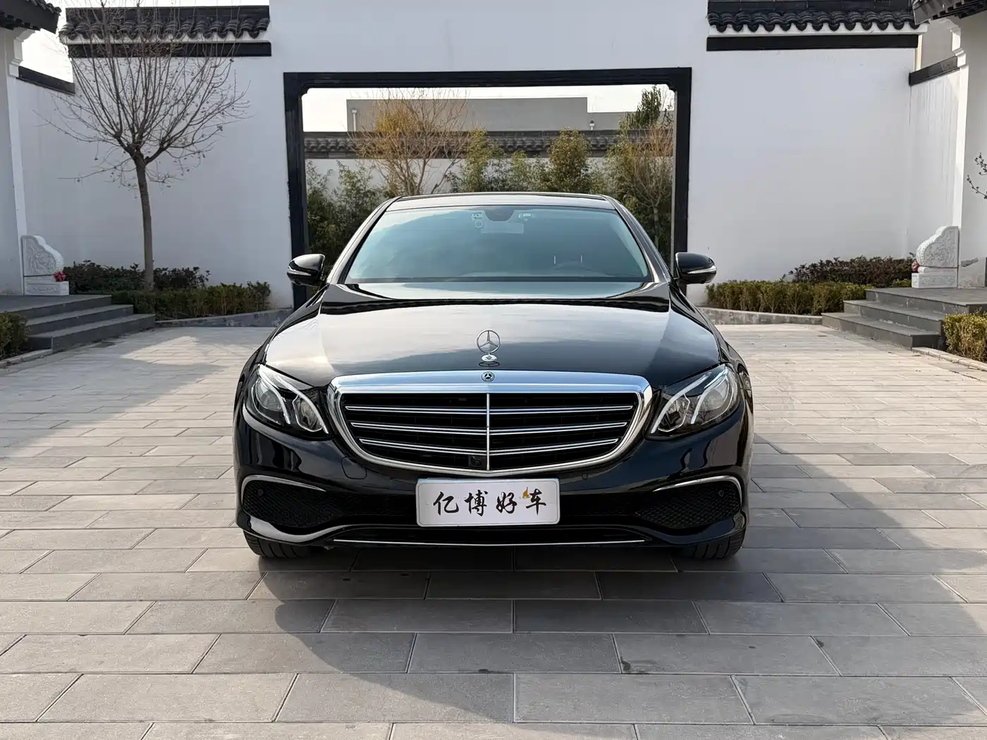 Mercedes-Benz E-Class 2020 E 300 L Luxury Model фото 2
