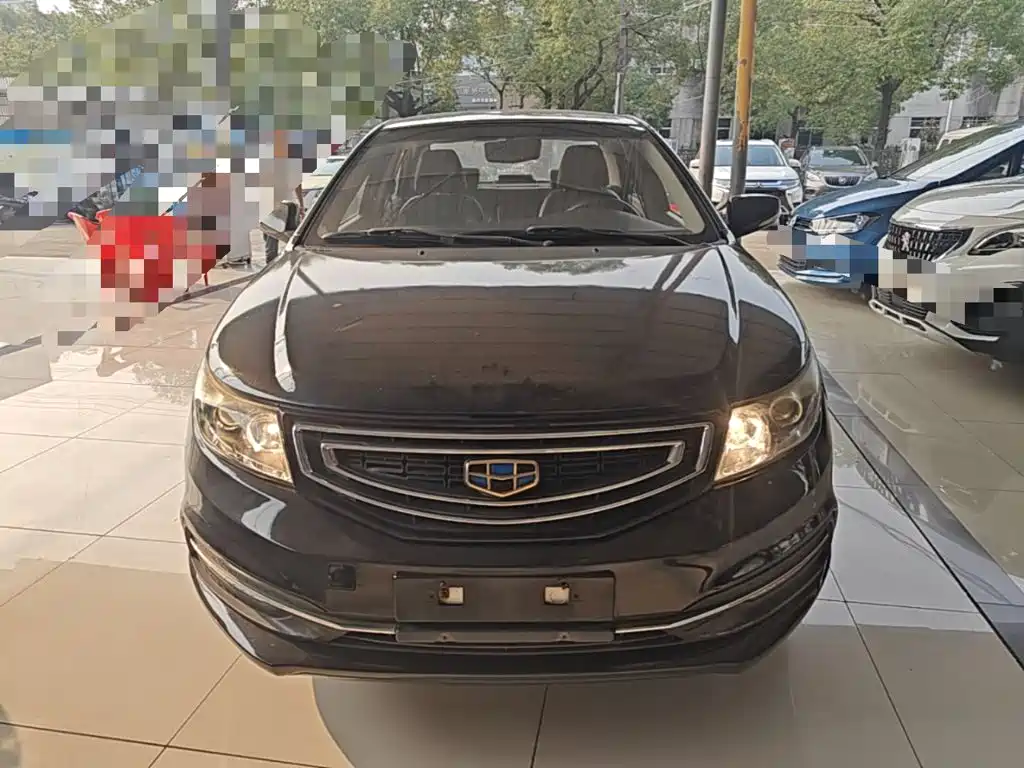Фото 3 - Geely Vision