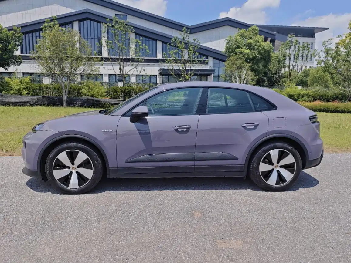 Porsche Macan EV 2025 2024 Macan 4