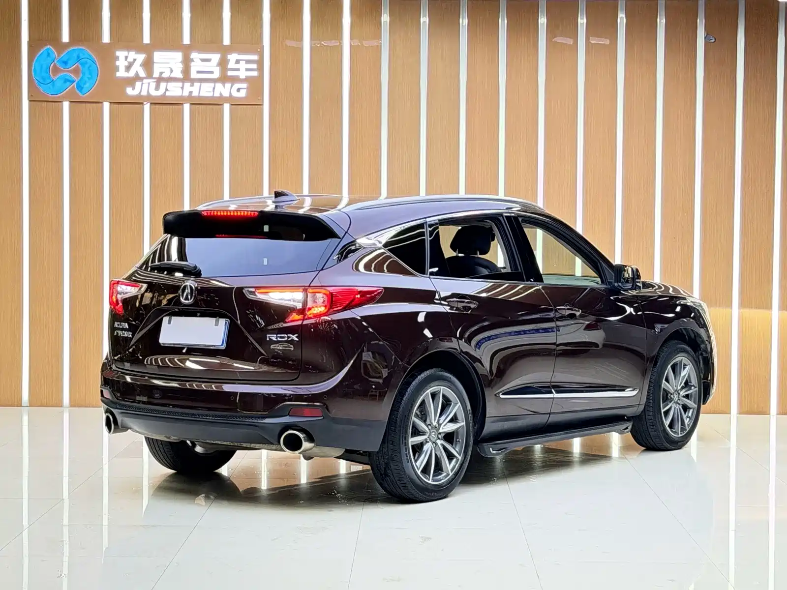 Фото 3 - Acura RDX