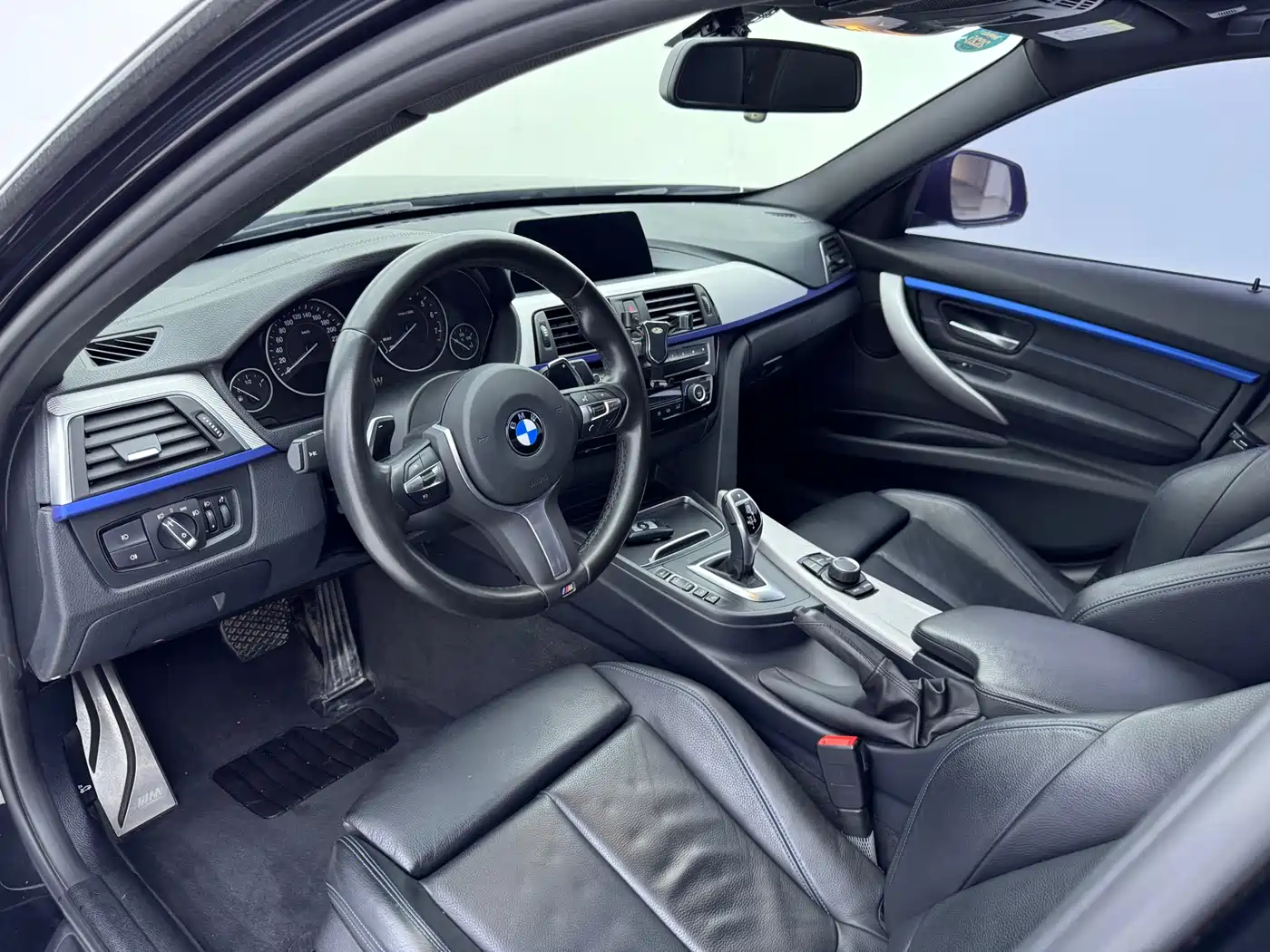 BMW 3 Series 2018 320i M Sport Package фото 12