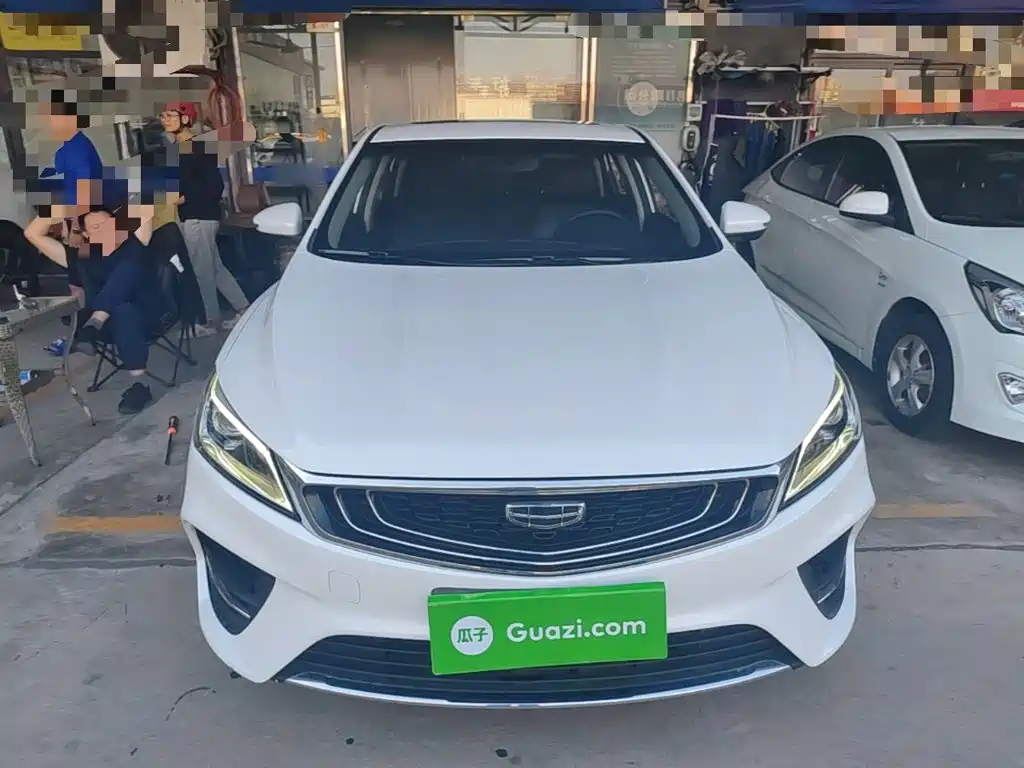 Фото 3 - Geely Binrui