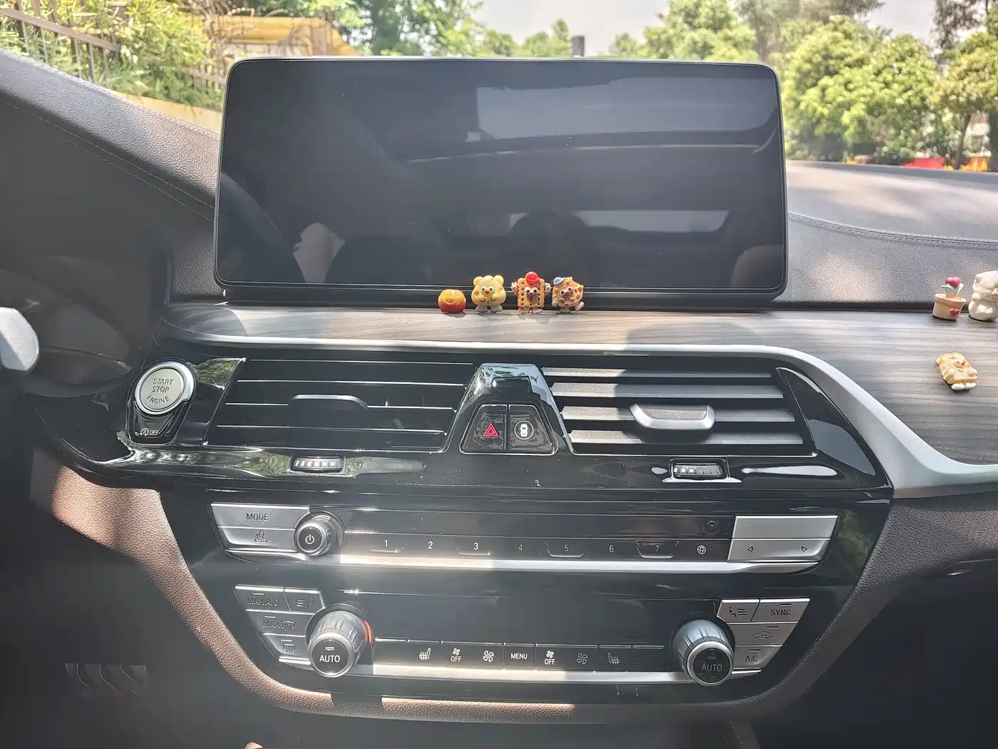 BMW 5 Series 2021 Facelift 530Li Leading M Sport Package фото 46