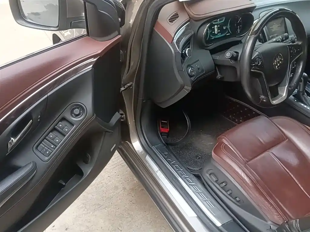 Buick LaCrosse 2014 2.0T SIDI Intelligent Flagship фото 16
