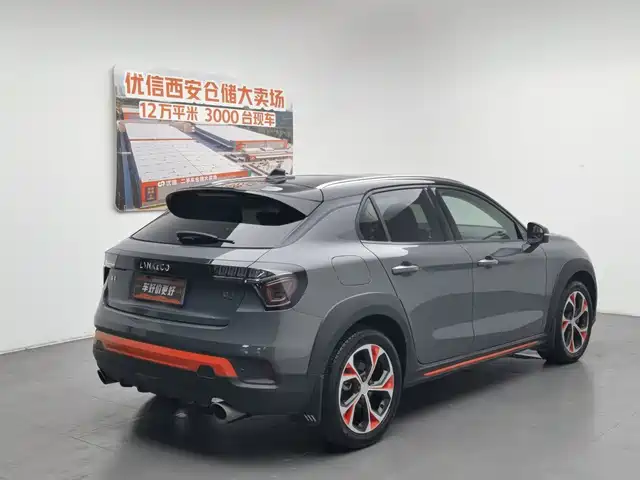 Lynk & Co 02 2018 Model 1.5T DCT 2WD Yao Pro Edition China V — фото 2