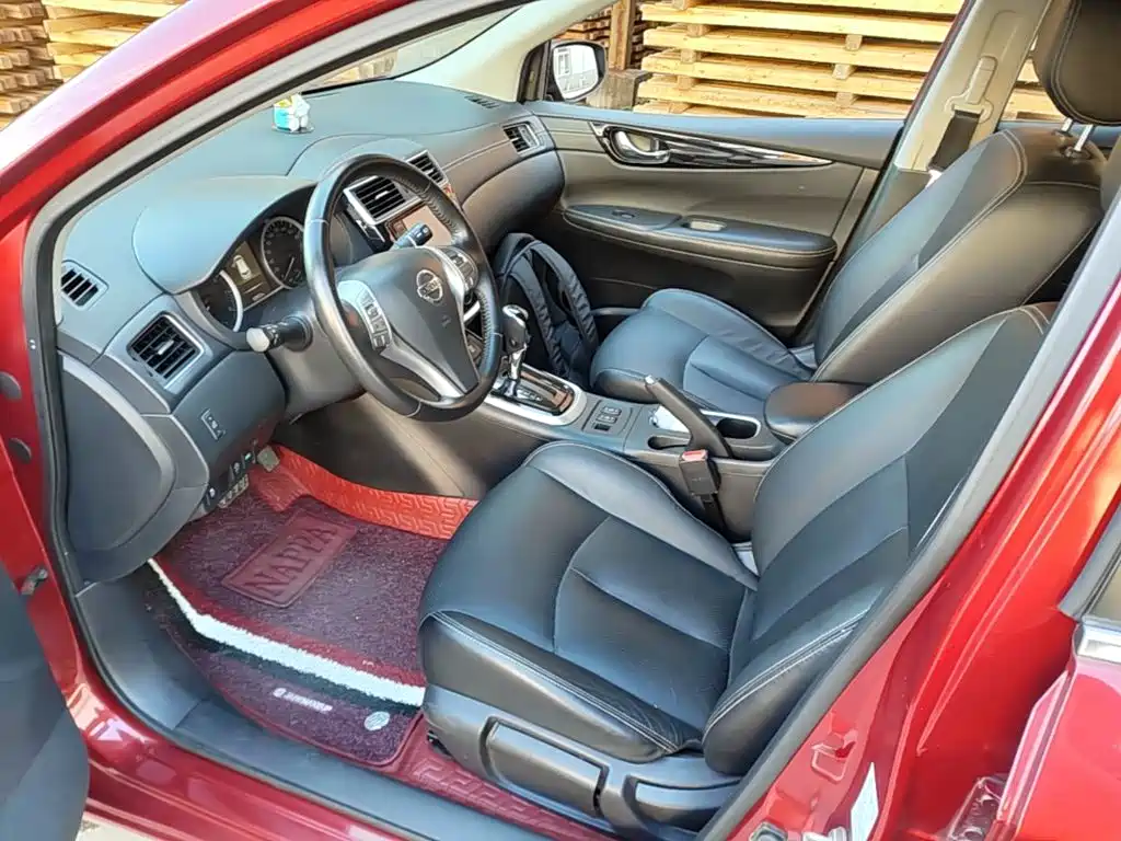 Фото 15 - Nissan Tiida