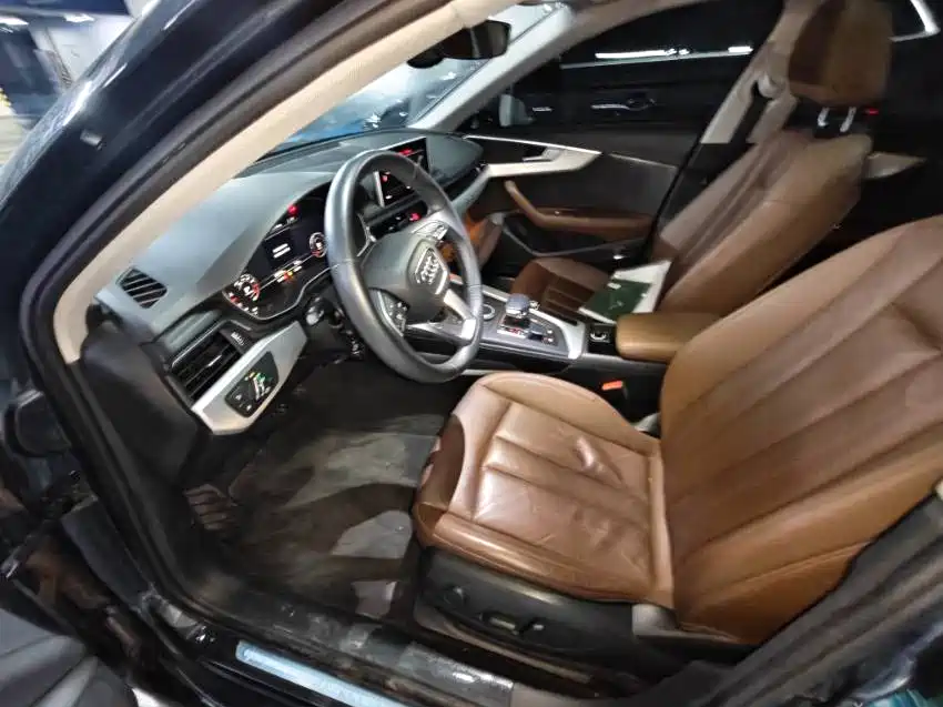 Audi A4 (Import) 2019 2019 45 TFSI allroad quattro Fashion