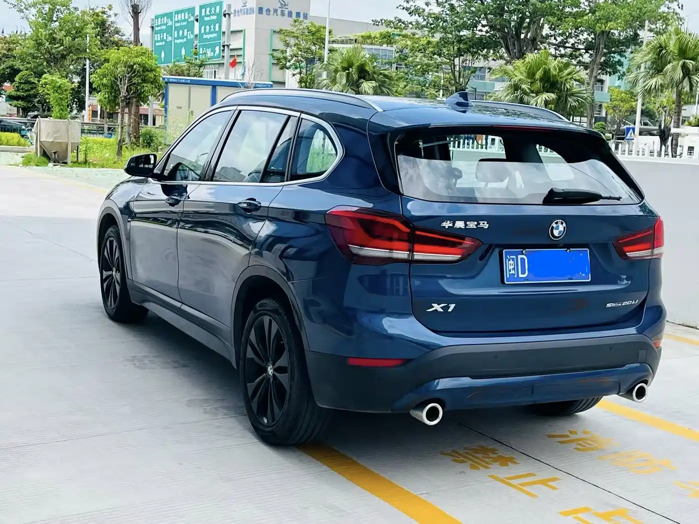 Фото 6 - BMW X1