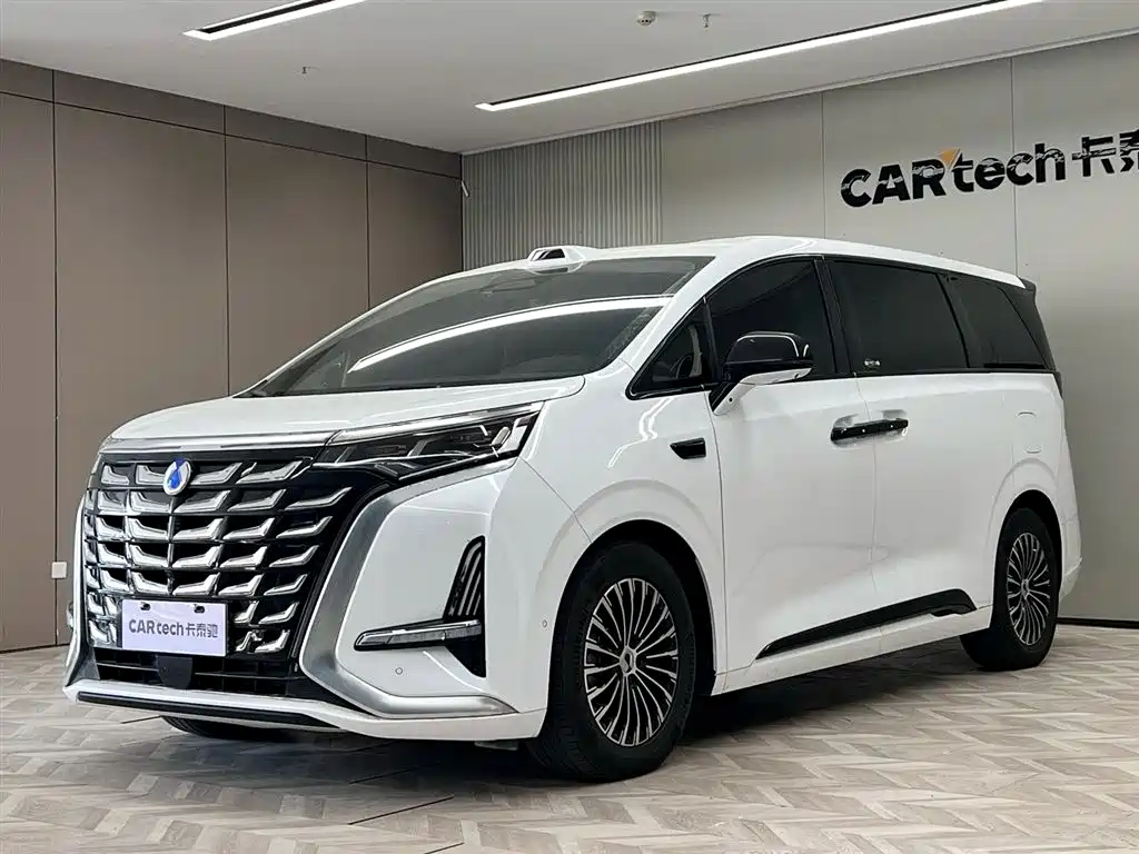 Denza D9 2025 DM-i Smart Drive Edition 1020 AWD Premium