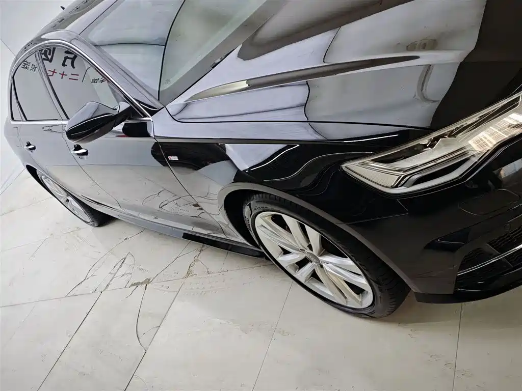 Audi A6L 2018 30th Anniversary 35 TFSI Sport фото 4