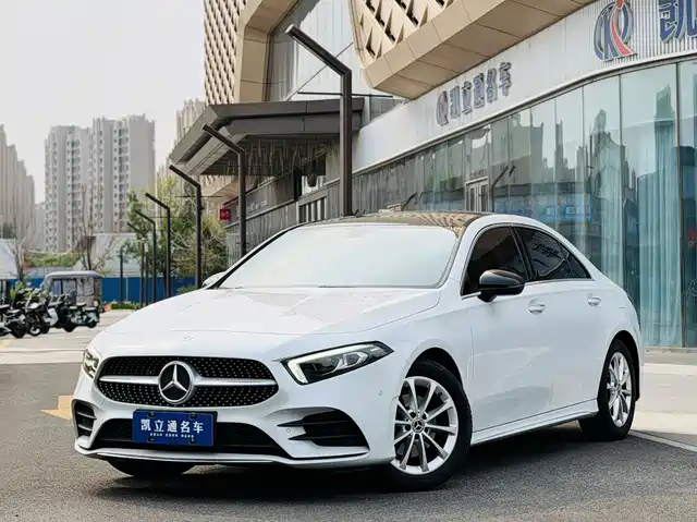 Mercedes-Benz A A 200 L, Sport Sedan Dynamic