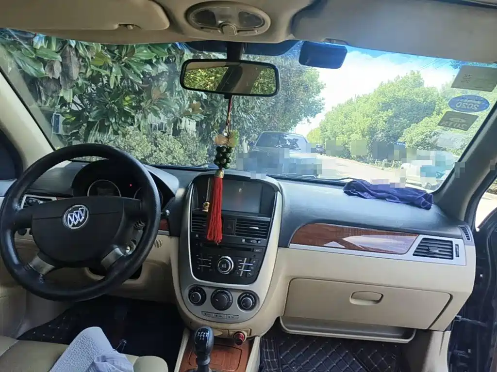 Фото 12 - Buick Excelle