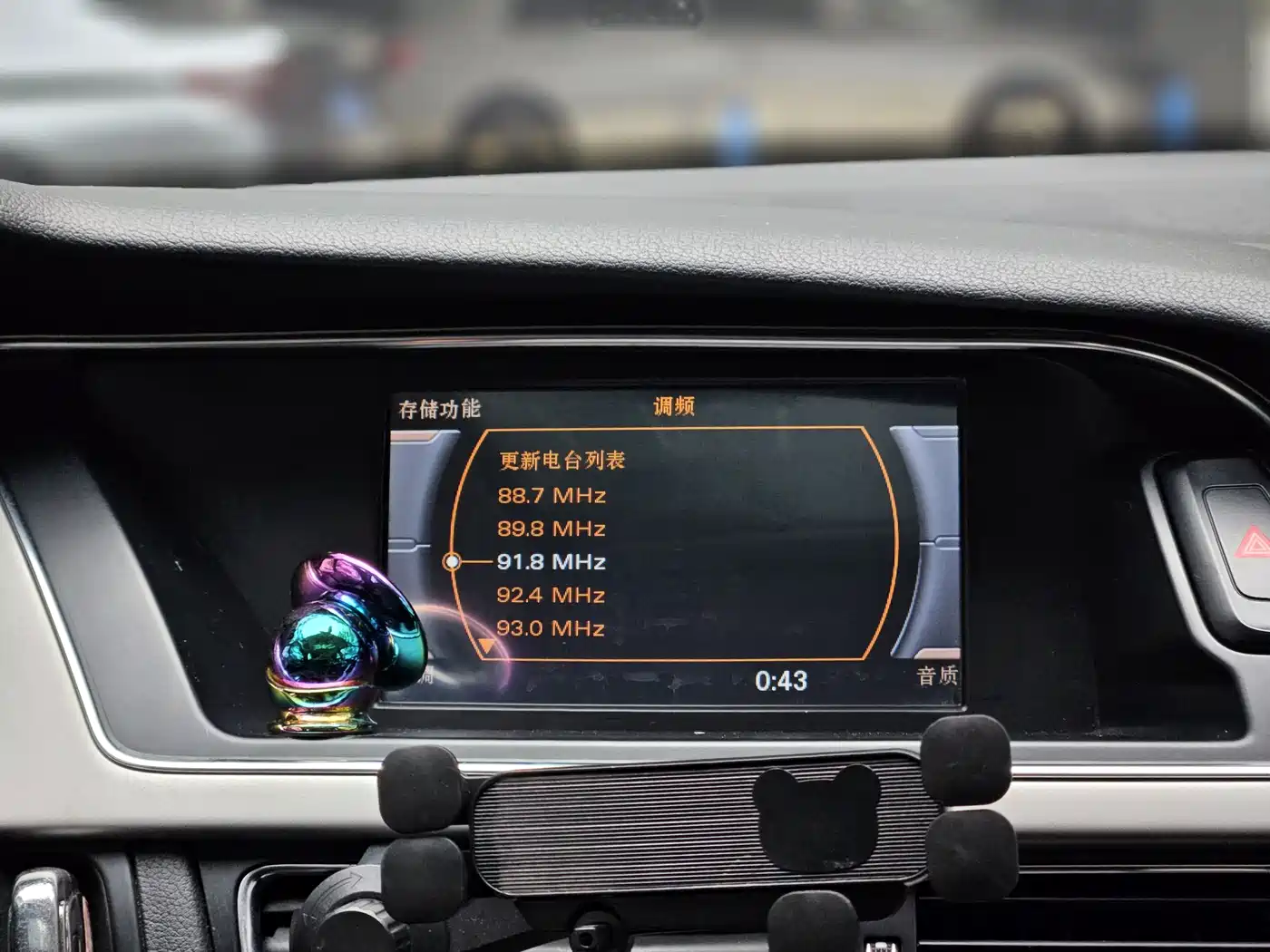 Audi A4L 2013 35 TFSI Automatic Comfort фото 16