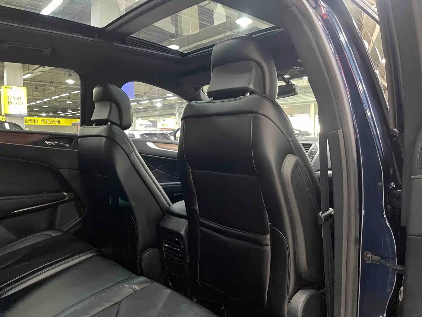 Фото 18 - Lincoln MKC