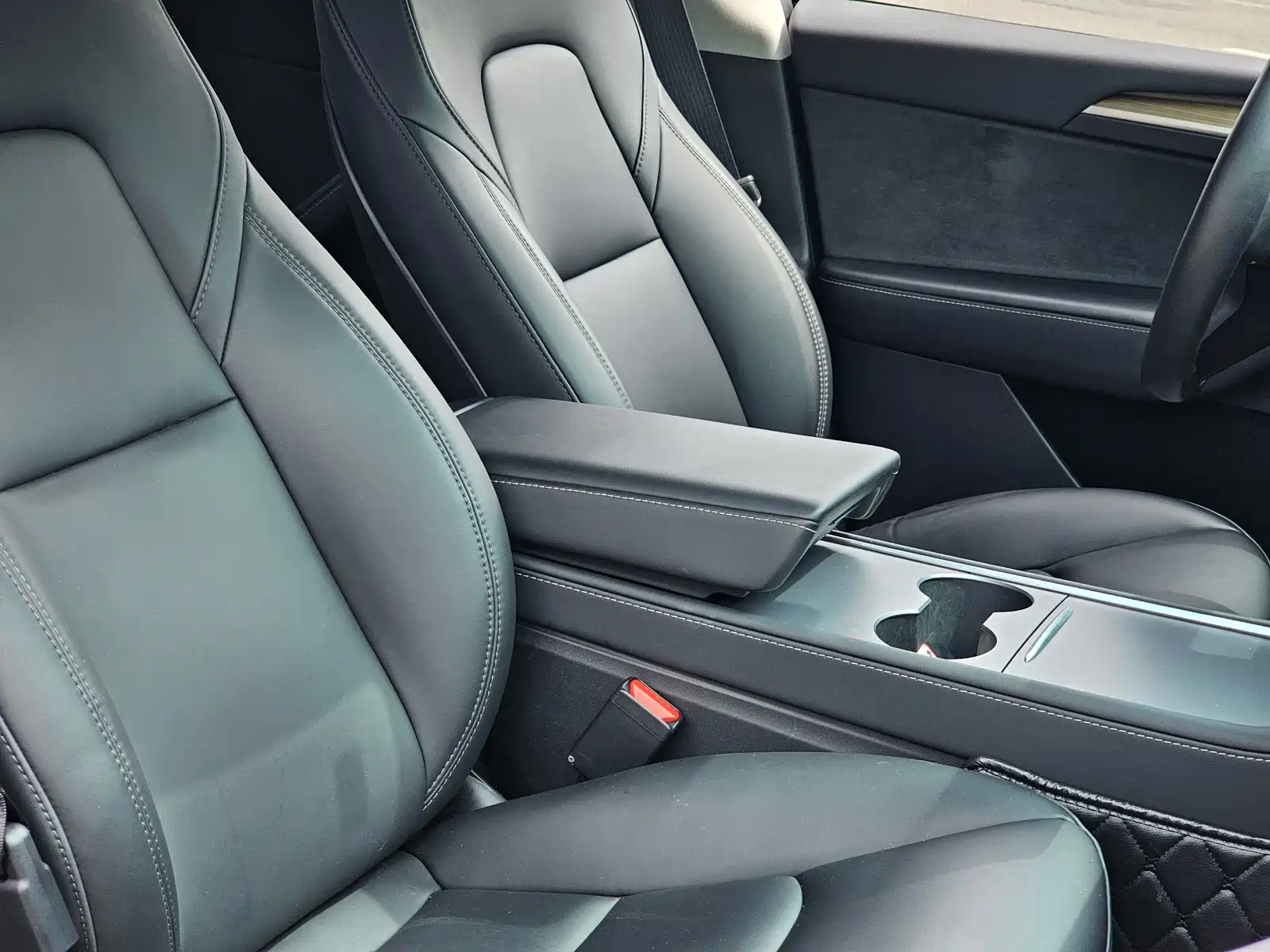 Фото 20 - Tesla Model Y