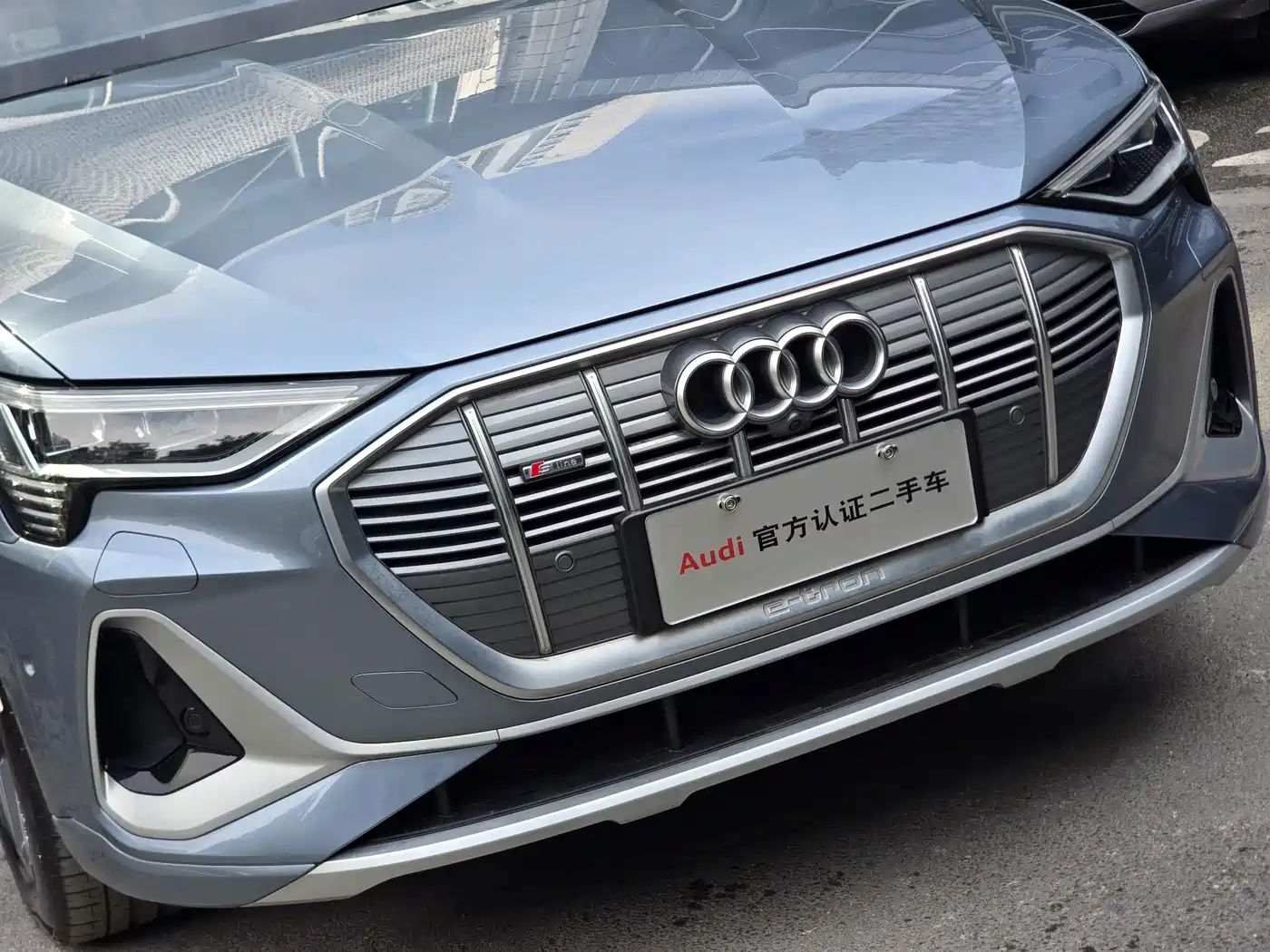 Audi e-tron 2021 50 quattro Exclusive Selection фото 4