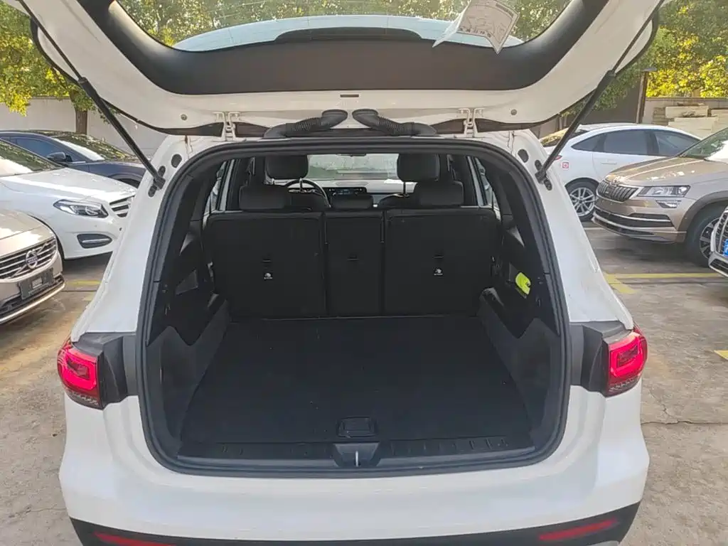 Фото 19 - Mercedes-Benz GLB