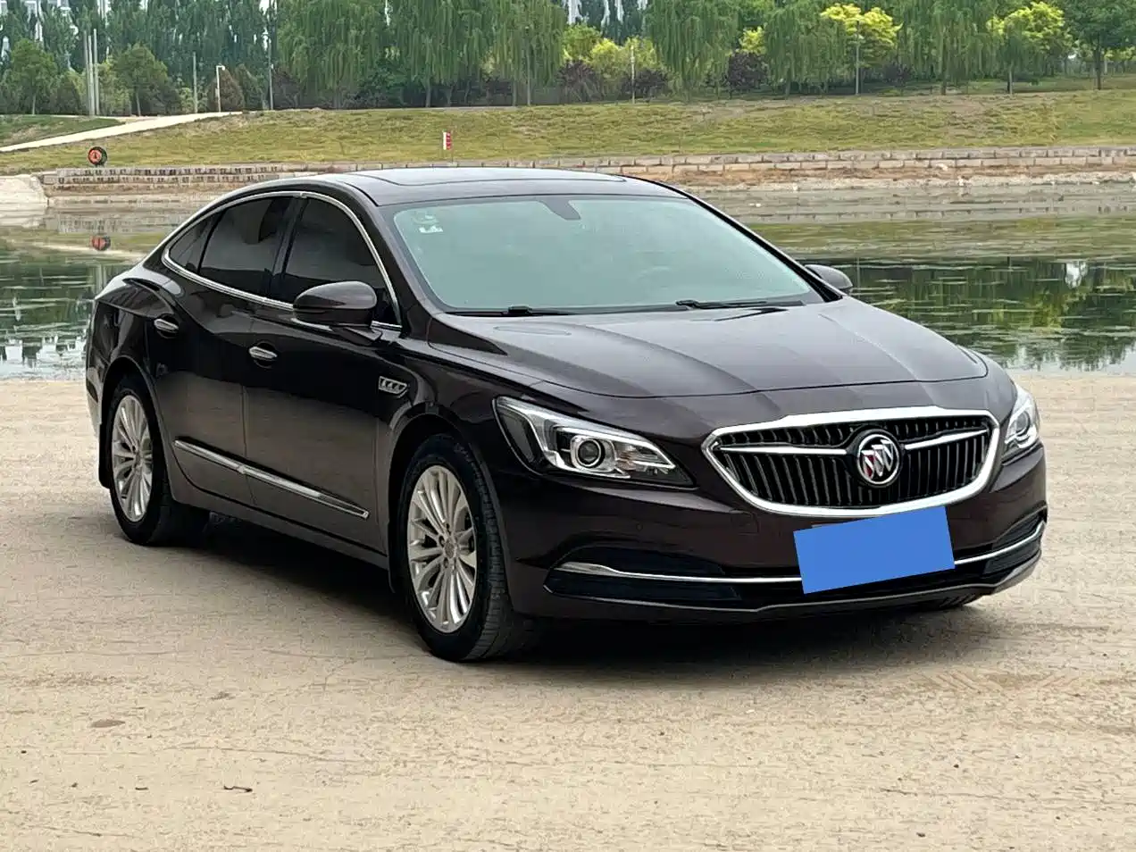 Buick LaCrosse 2016 Facelift 28T Elite фото 3