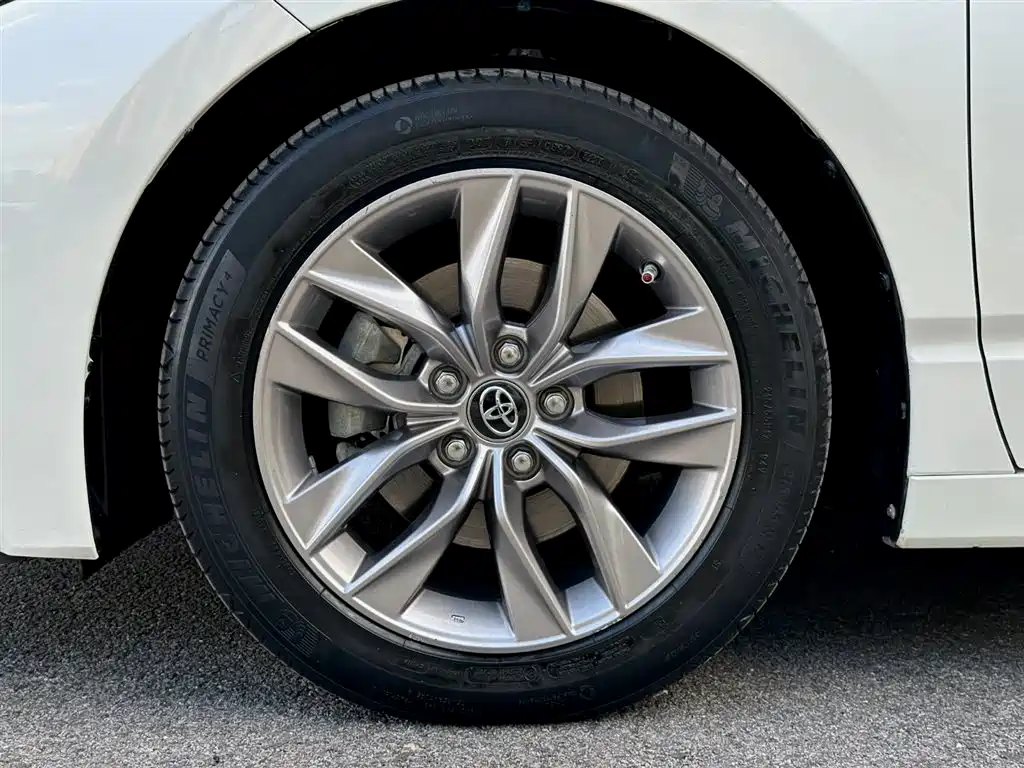 Toyota Avalon 2019 2.0L Luxury Edition (China VI) фото 31