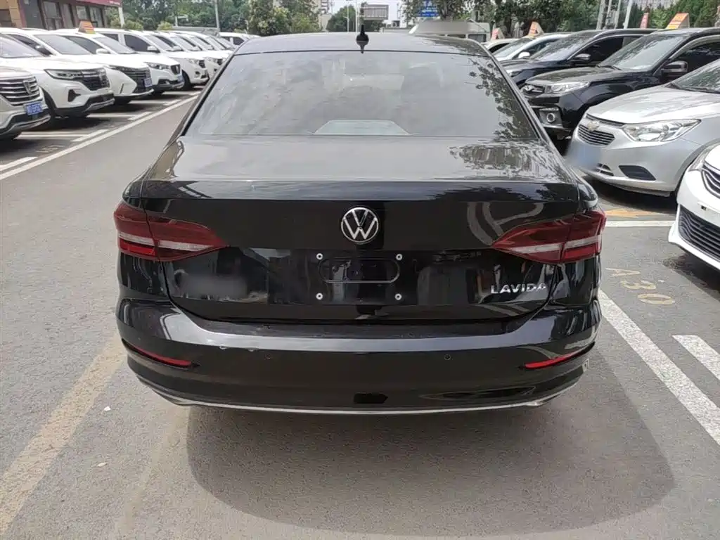 VOLKSWAGEN LAVIDA