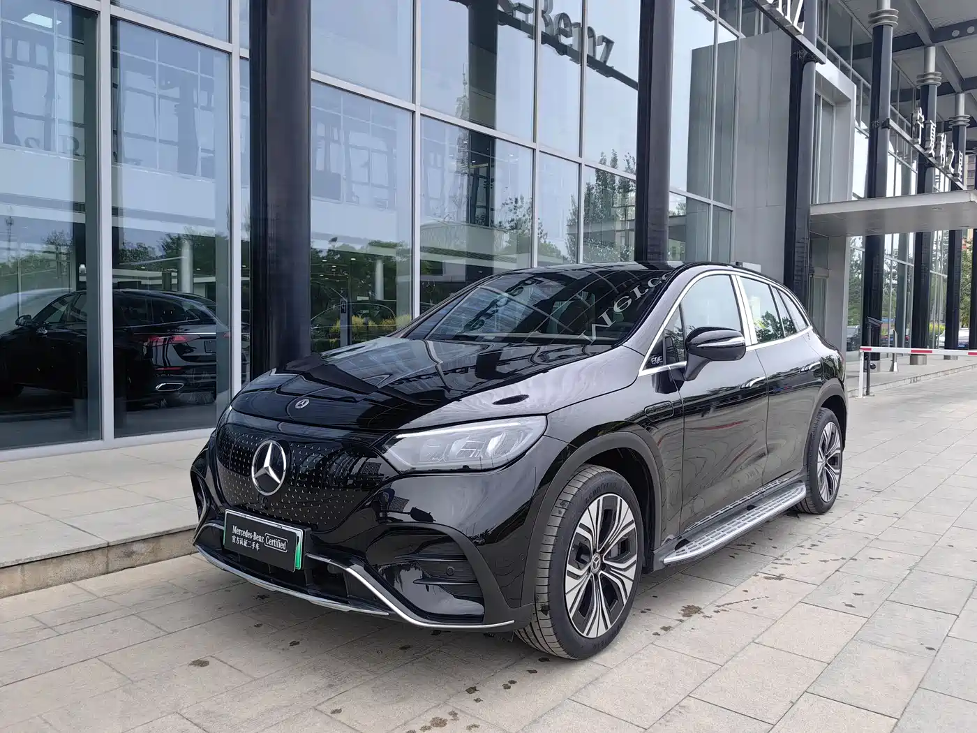 Mercedes-Benz EQE SUV 2024