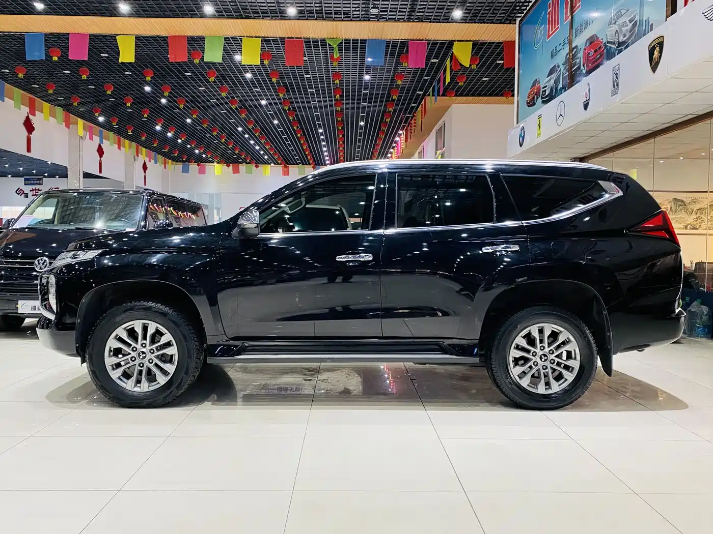 Mitsubishi Pajero Sport (Import) 2020 3.0L Luxury Edition фото 14