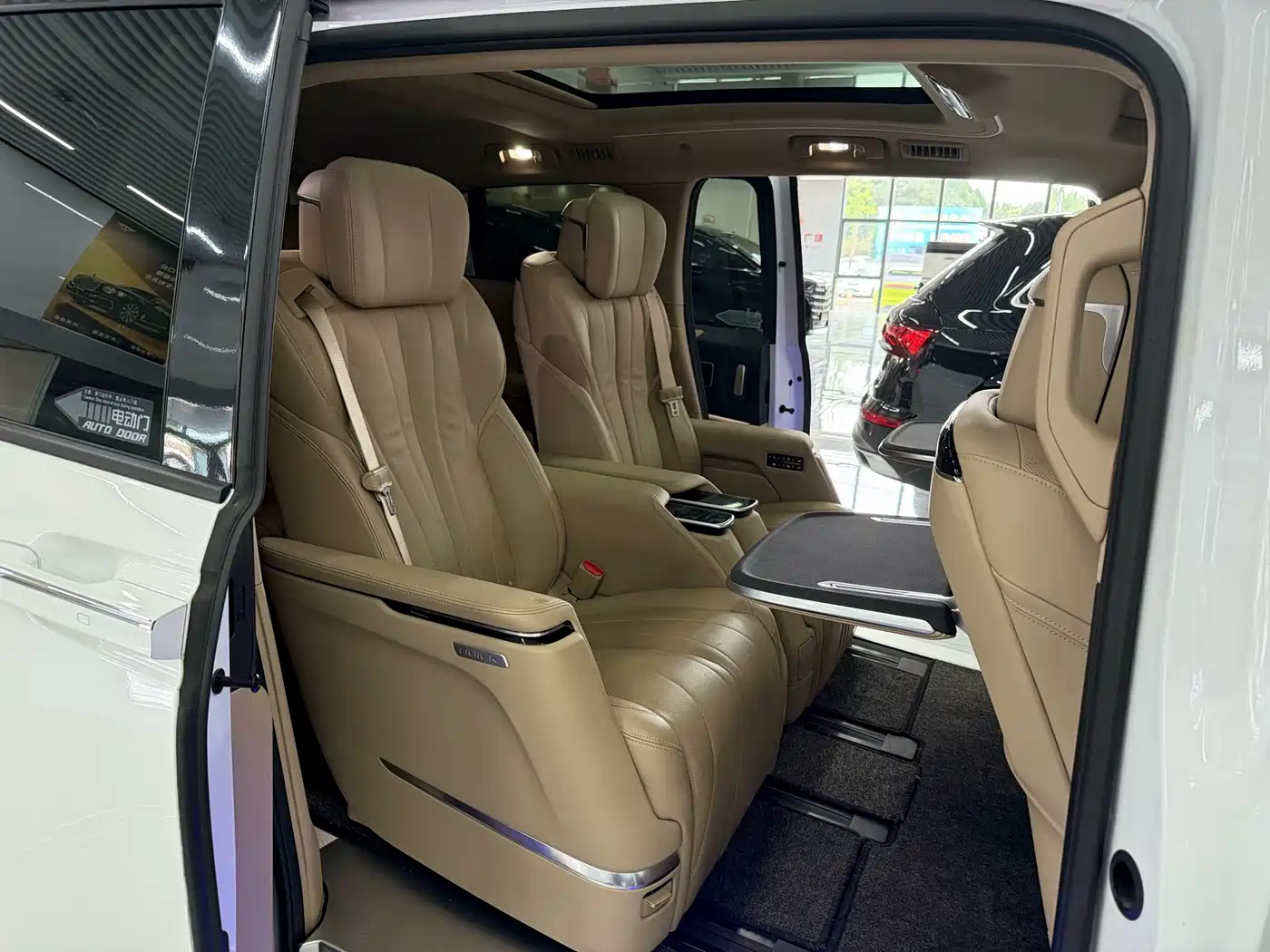 Buick Century 2024 2023 2.0T 7-Seater World Edition