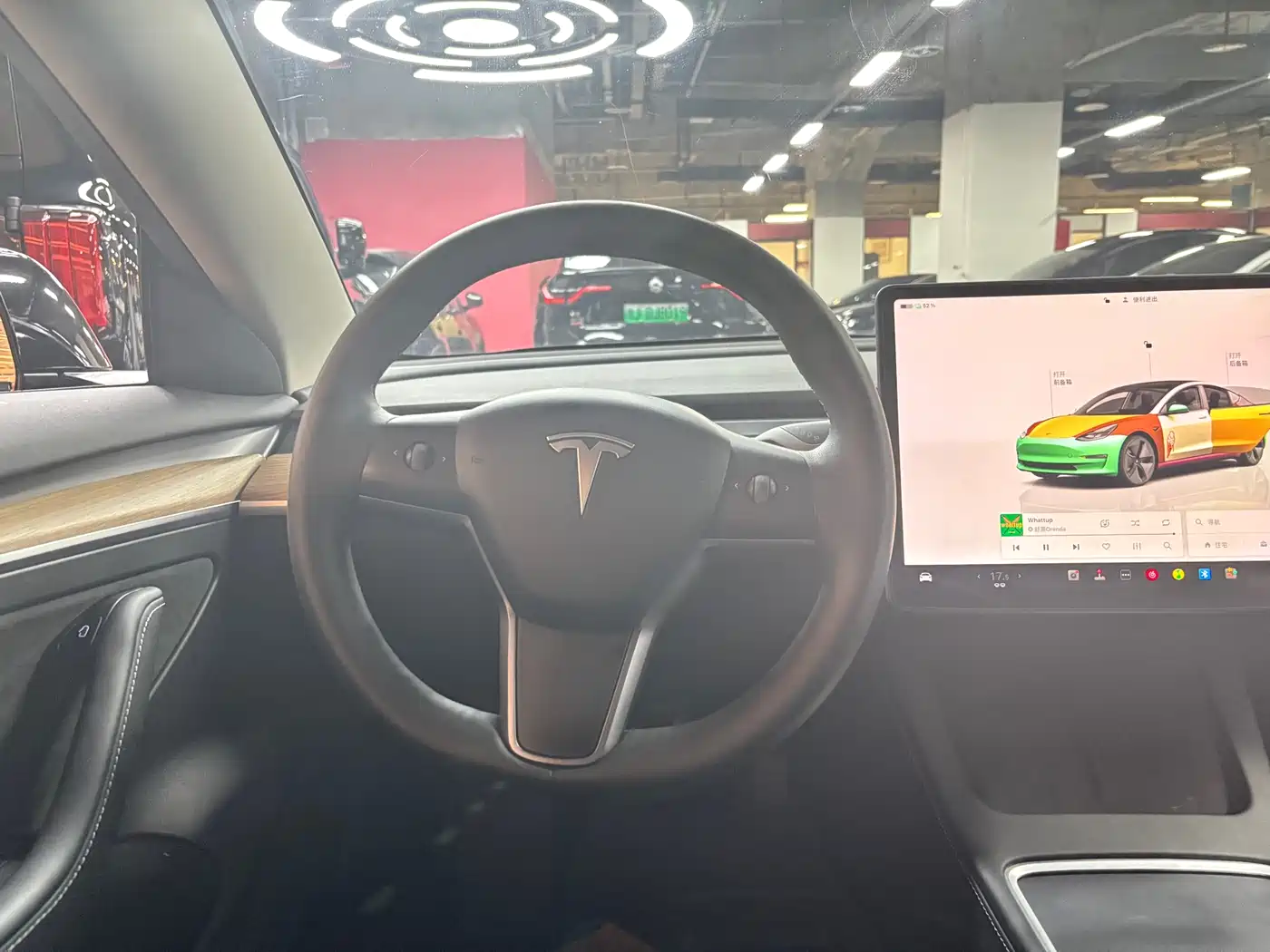 TESLA MODEL 3