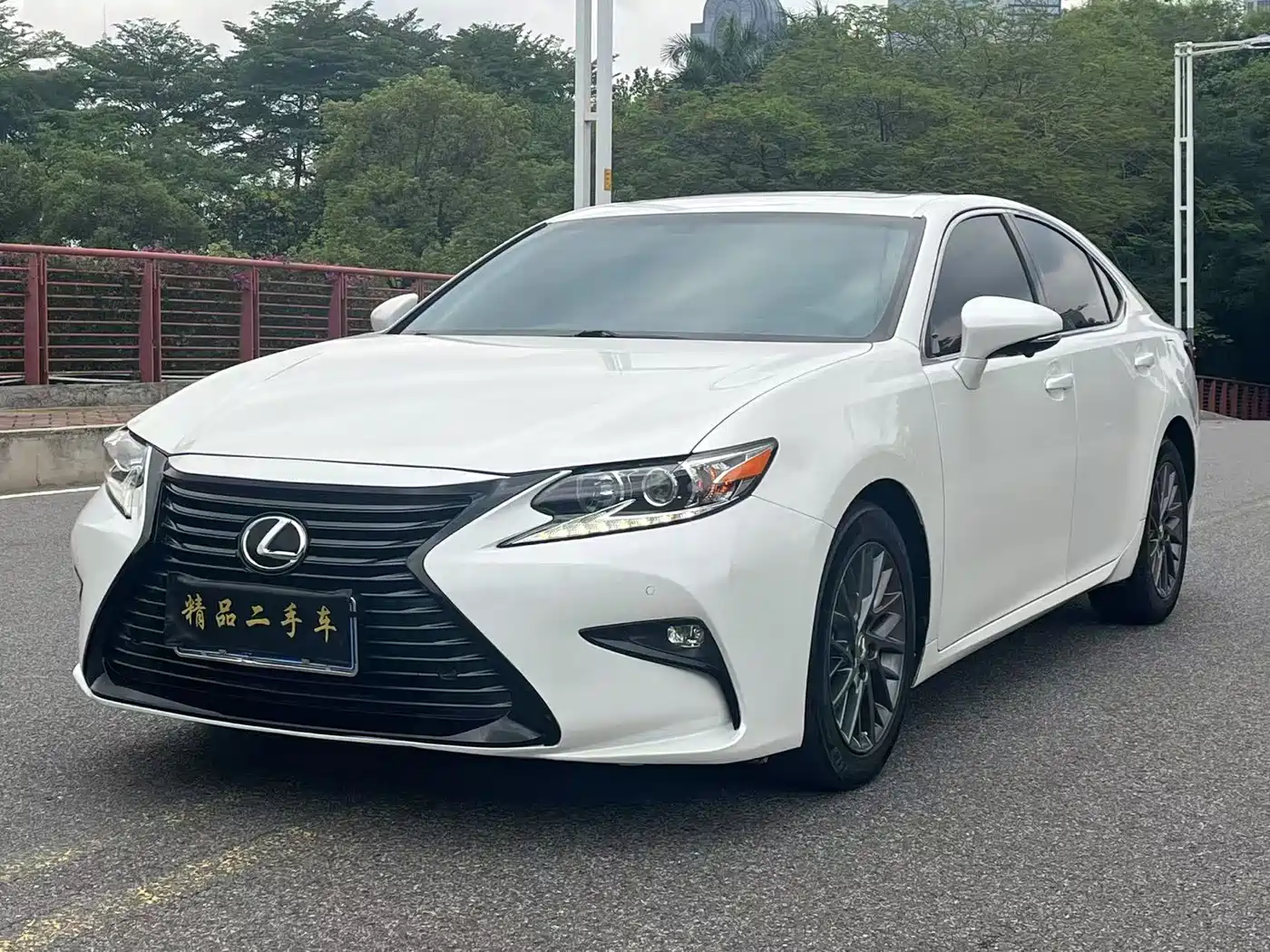 Lexus ES 2017 200 30th Anniversary Edition