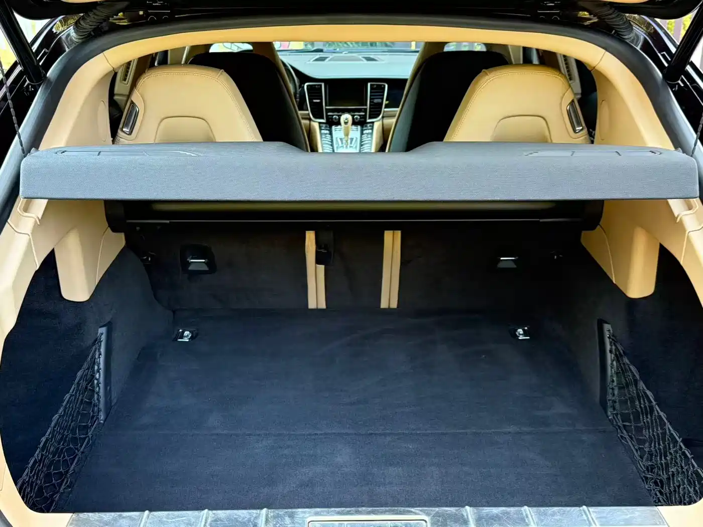 Porsche Panamera 2013 Panamera 4 Platinum Edition 3.6L фото 33
