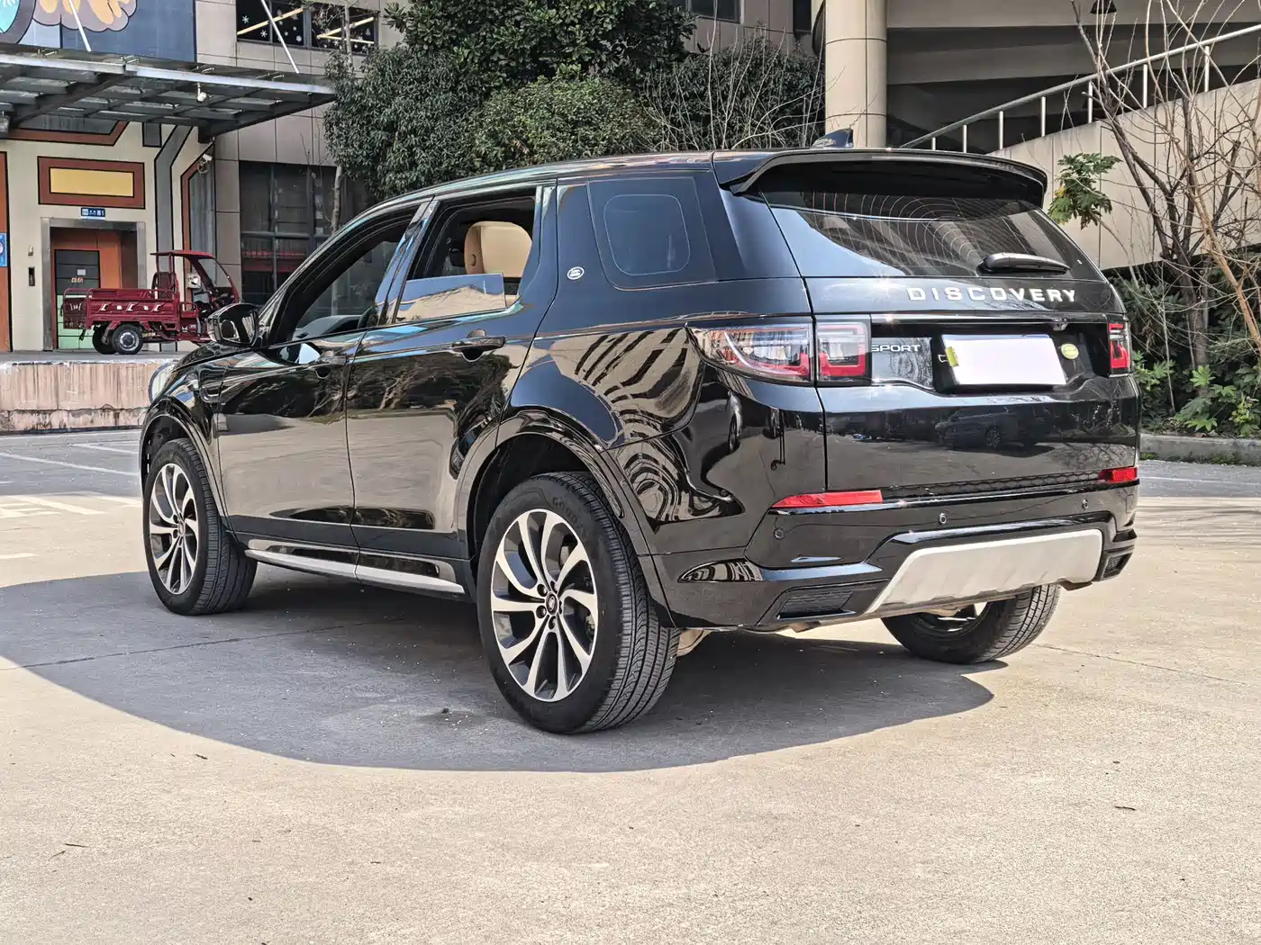 LAND ROVER DISCOVER SPORTS