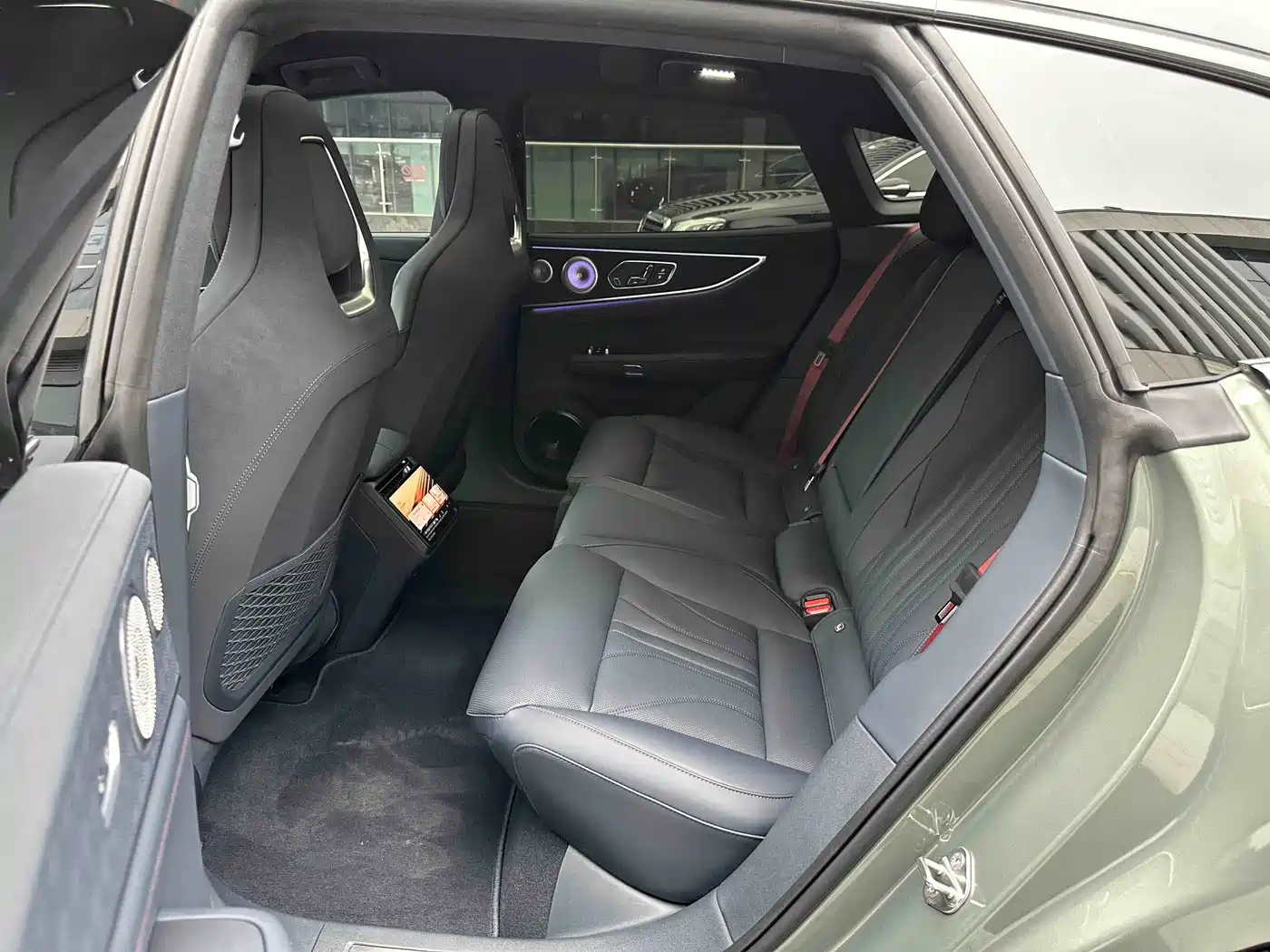 ZEEKR EXTREME KRYPTON 001