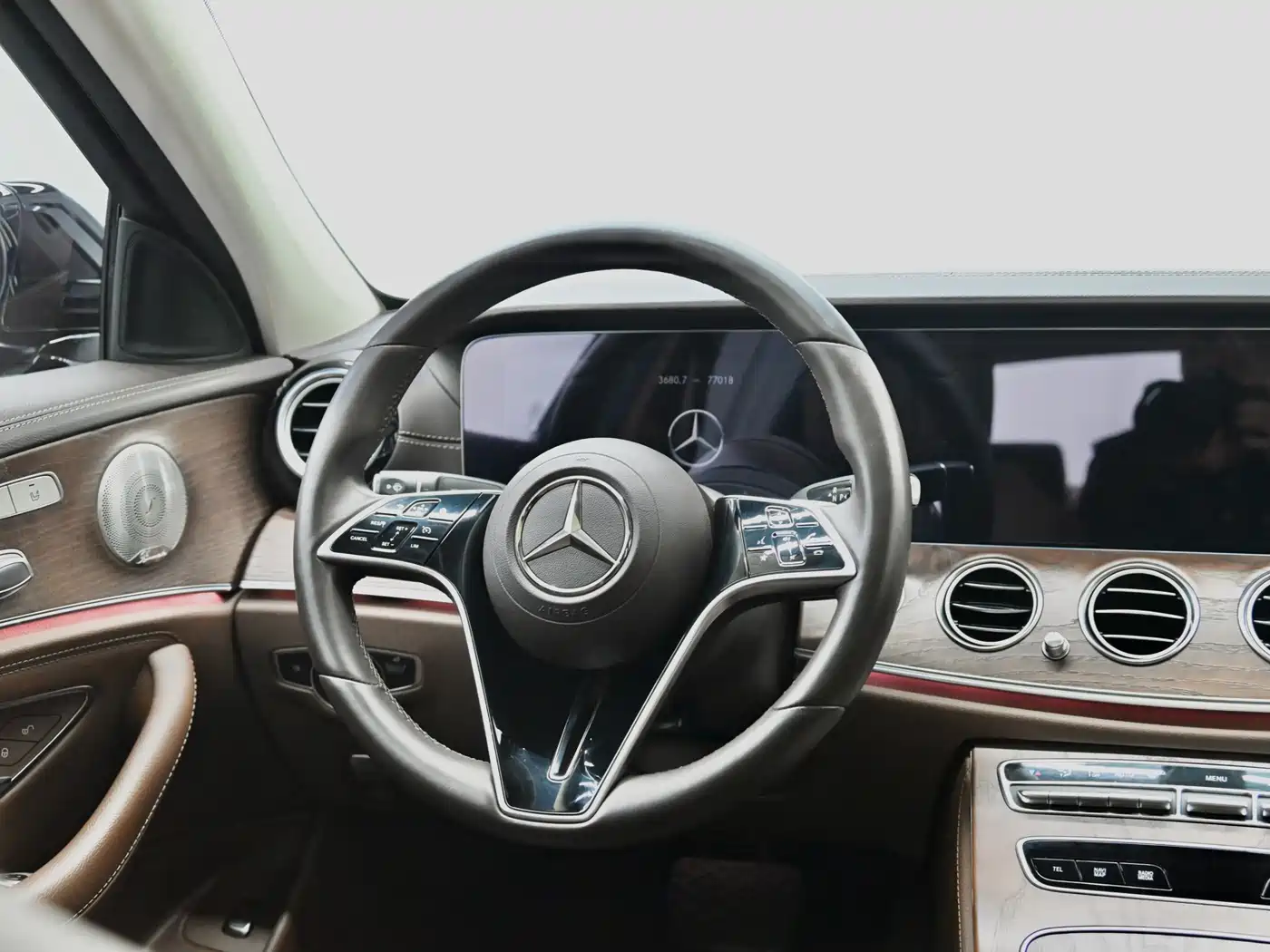 Mercedes-Benz E-Class 2022 Facelift E 300 L Luxury Style фото 53