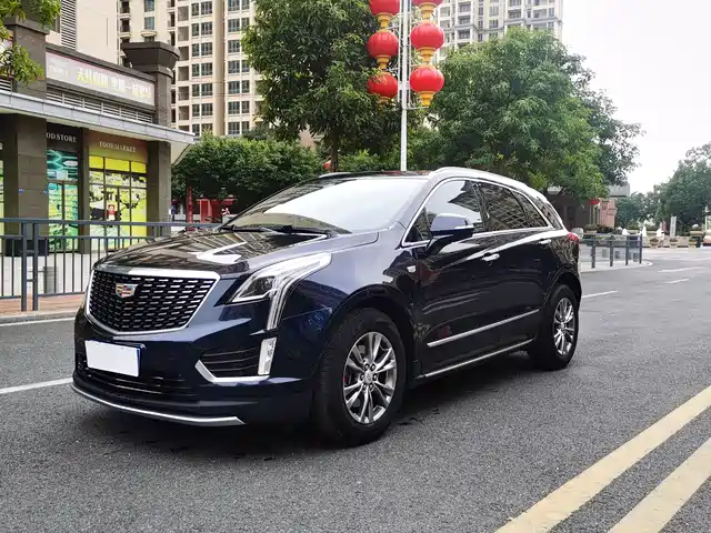 CADILLAC XT5