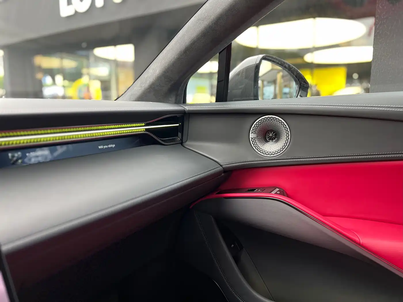 LOTUS SPORTS CAR ELETRE