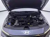 صورة 10 - Hyundai Elantra