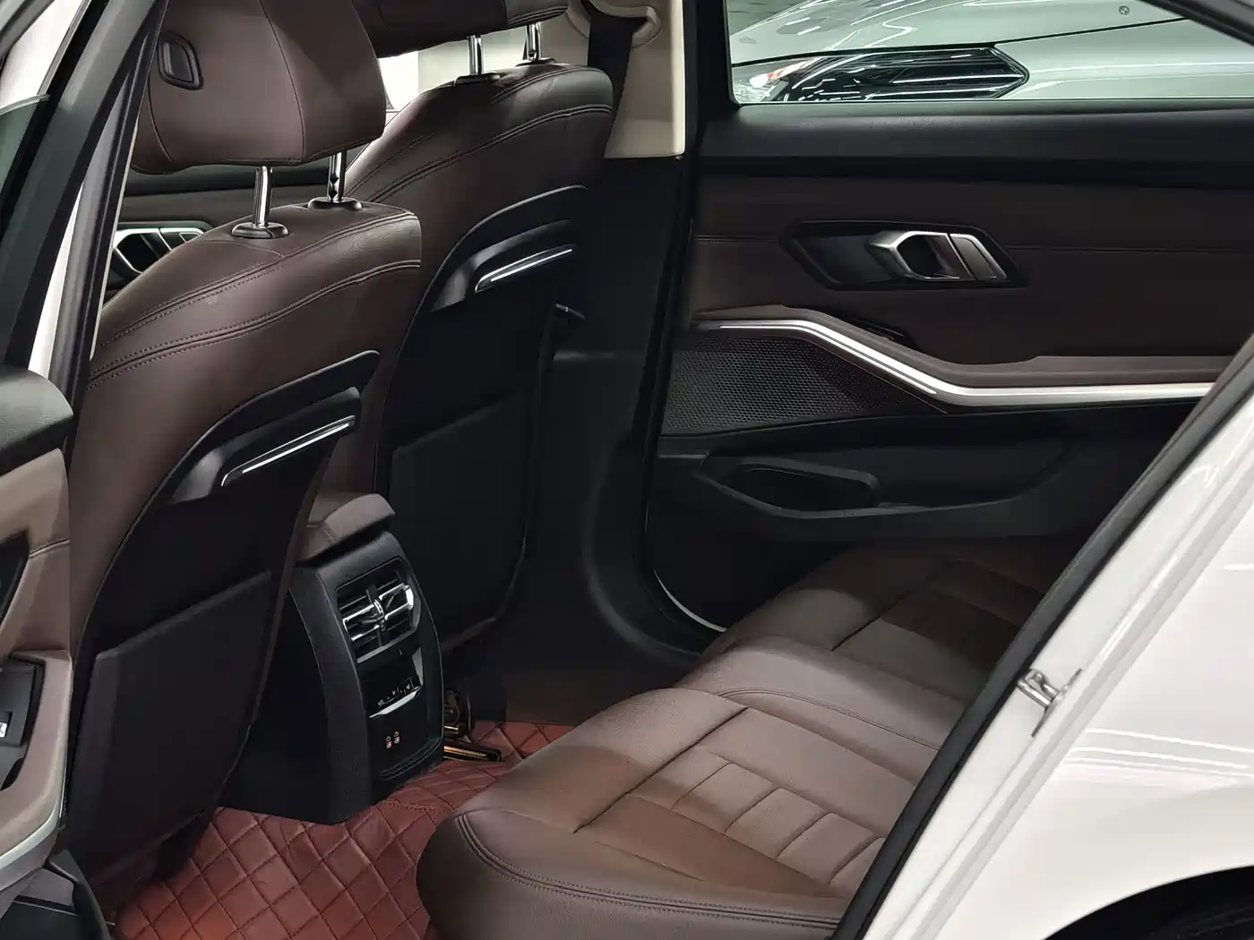 BMW 3 Series 2020 325Li M Sport Package фото 7