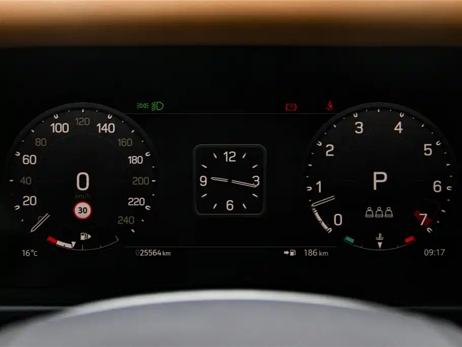 Land Rover Defender 2023 Facelift 110 3.0T P400 Dark Special Edition фото 16