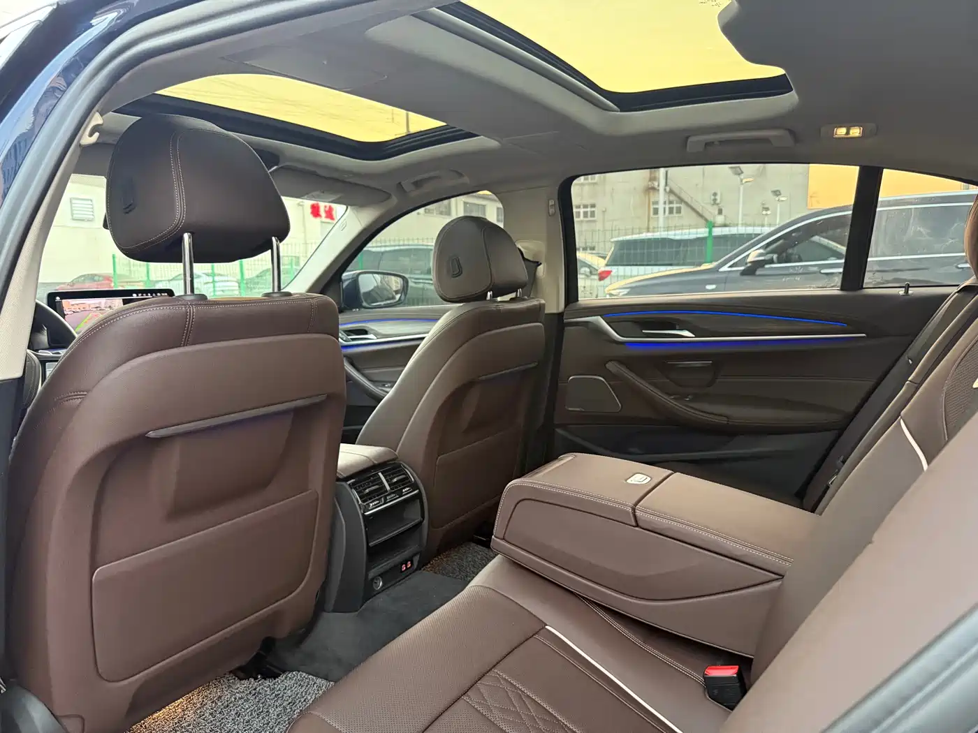 BMW 5 Series 2022 530Li Leading Luxury Package фото 6