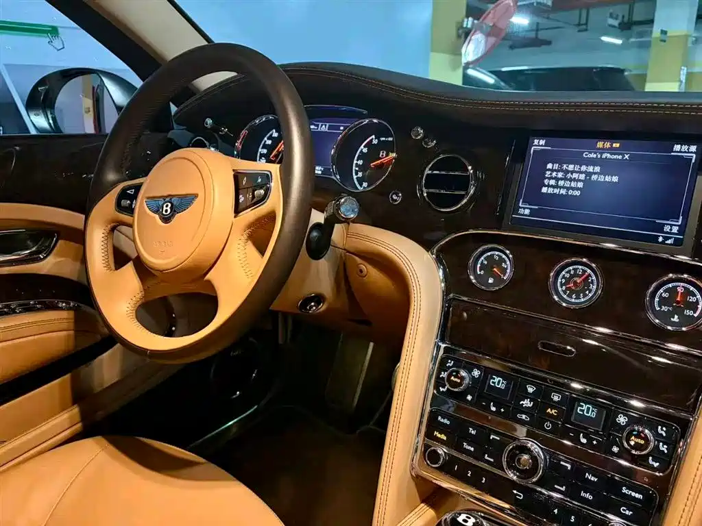 Bentley Mulsanne 2013 6.8T Mulliner Special Edition фото 7