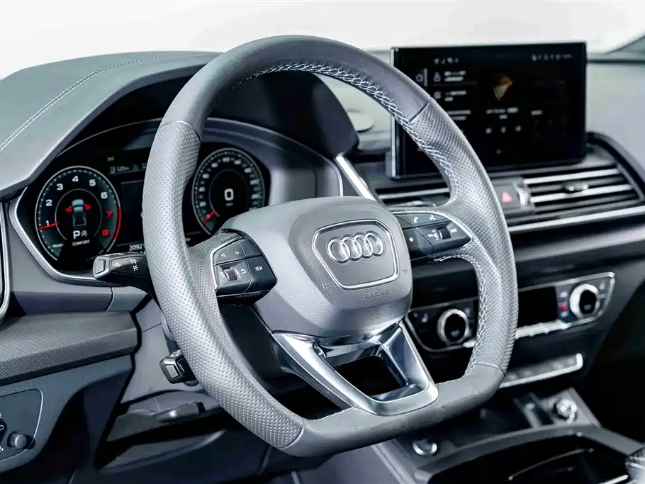 Audi Q5L 2025 45 TFSI Luxury Dynamic фото 11