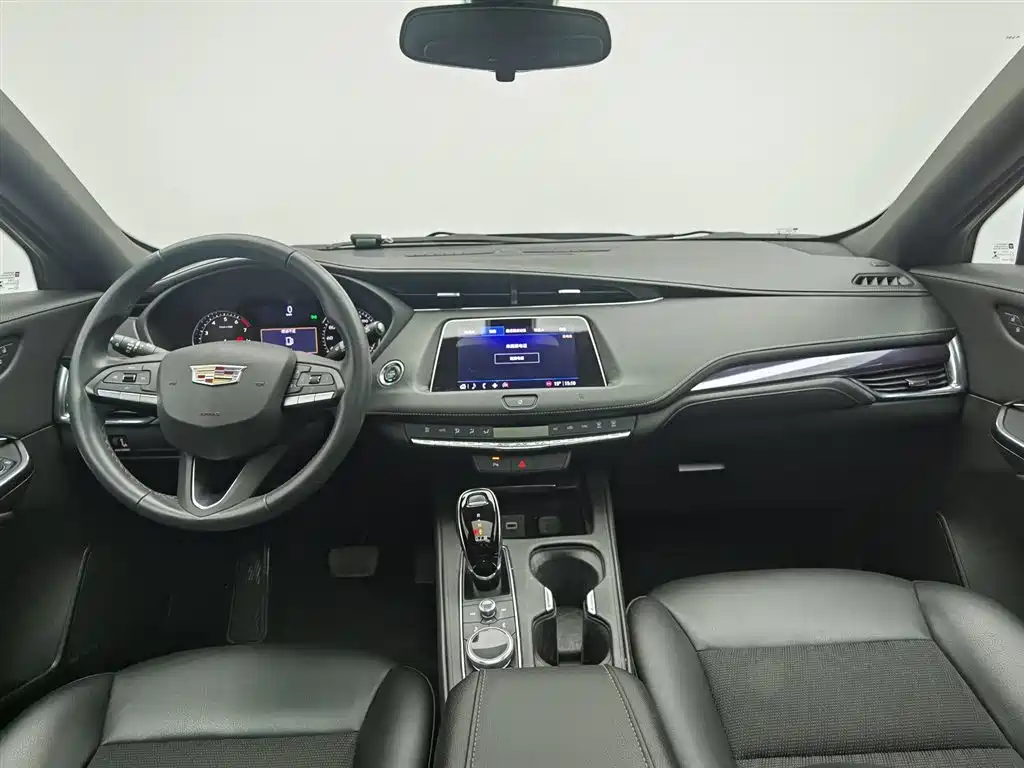 Cadillac XT4 2021 28T FWD Technology Edition фото 5