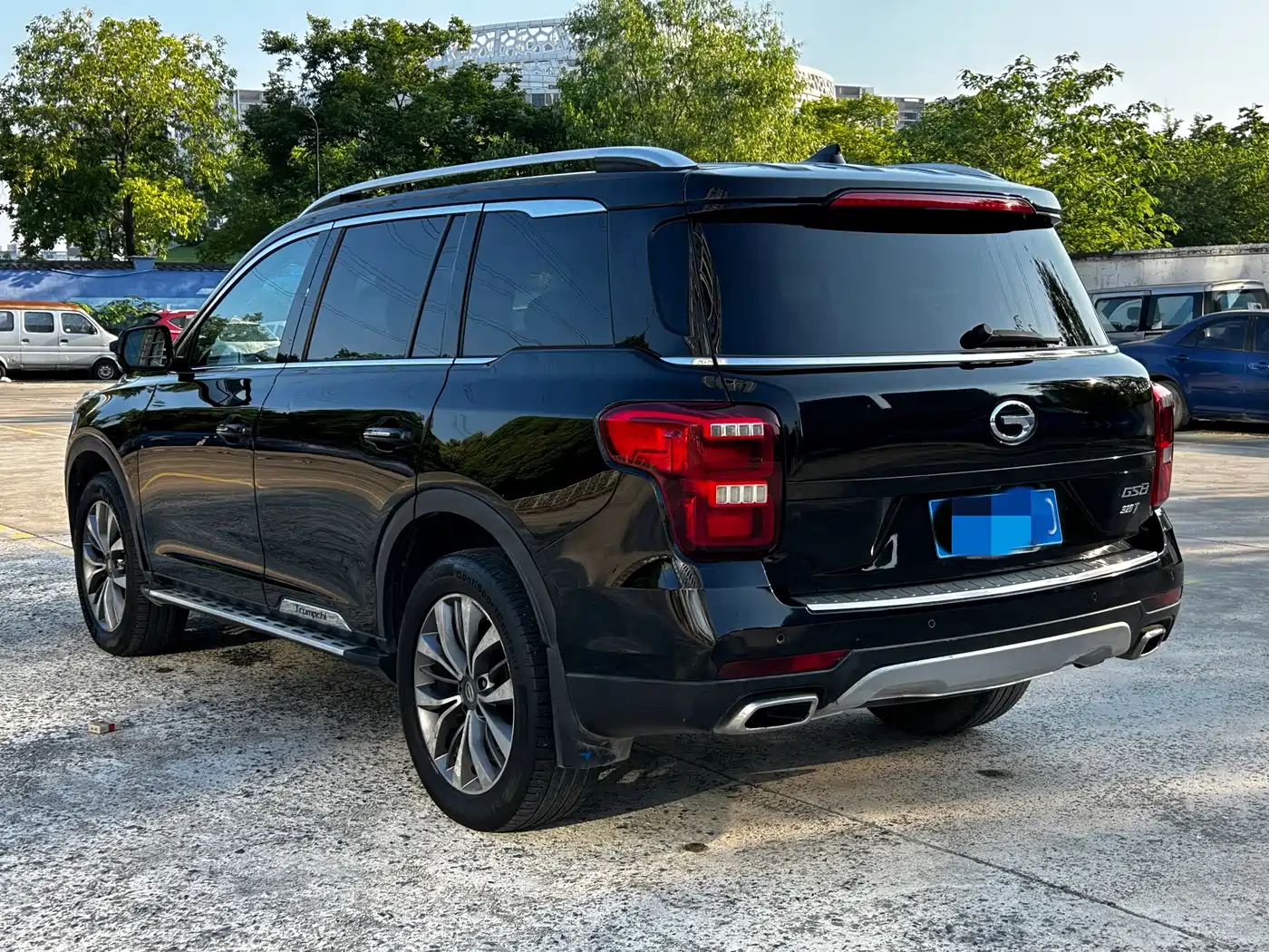 GAC Trumpchi Trumpchi GS8 2017 320T 2WD Luxury Smart Connect (7-seater) фото 6