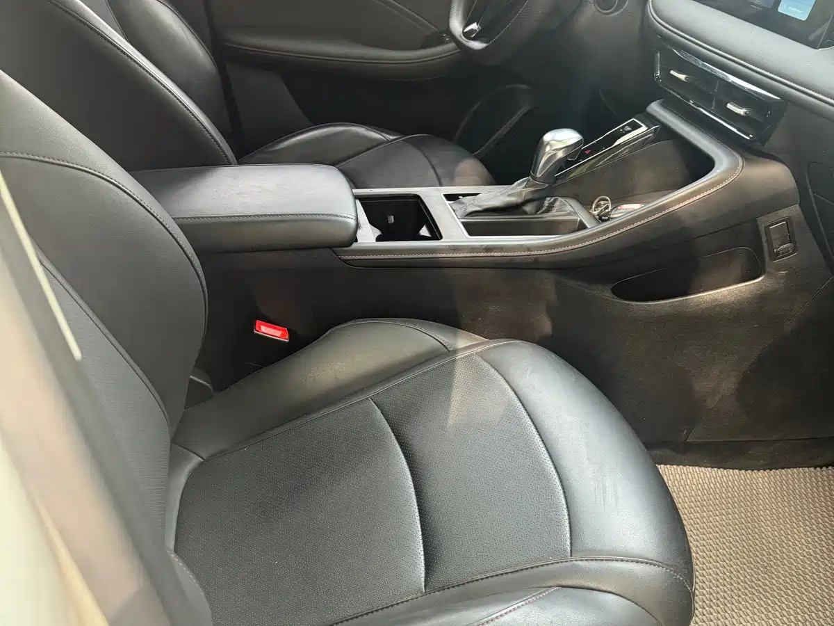 Photo 9 - Roewe i5