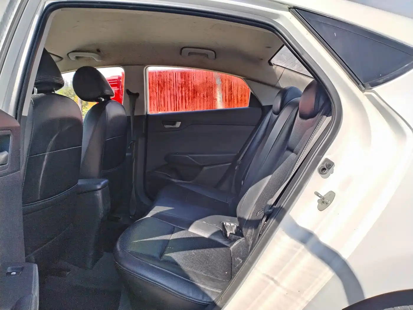 Hyundai Verna 2016 1.4L Automatic Cool Edition GLS фото 10