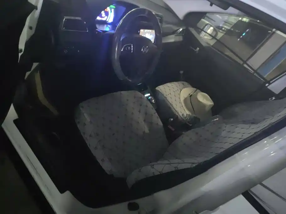 BAIC New Energy EC 2018 2017 EC200 Elegant Edition