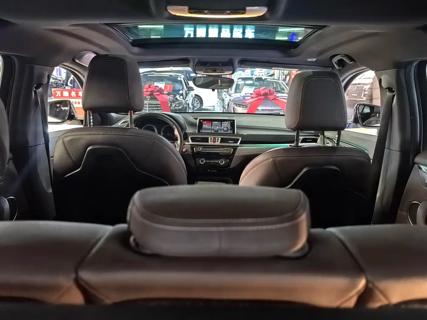 BMW X2 2020 sDrive25i Leading M Off-Road Package фото 14