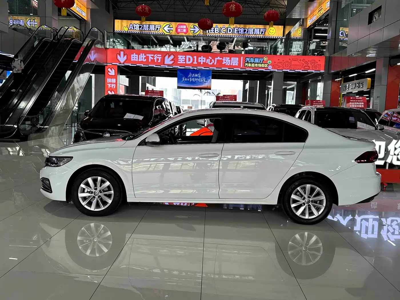 Volkswagen Bora 2021 1.5L Automatic Elite Smart Edition фото 6