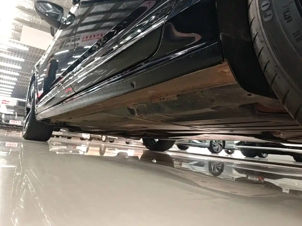 Фото 22 - Volkswagen Passat